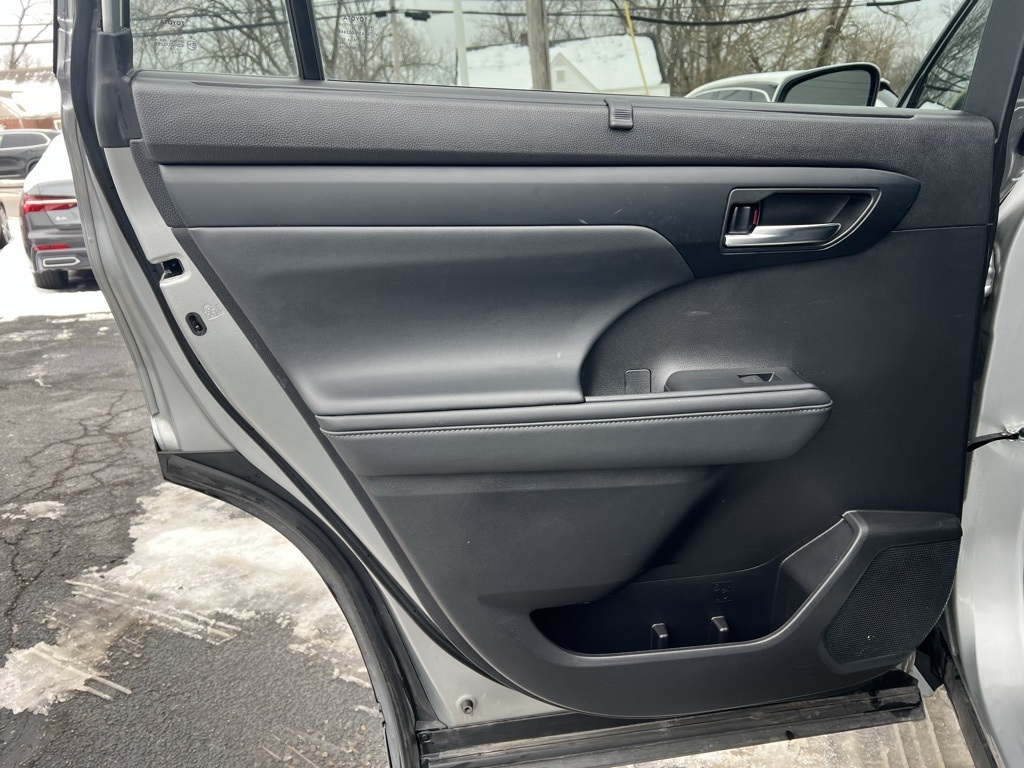 Toyota Highlander XLE Nav AWD V6 2022