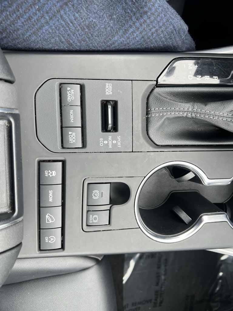 Toyota Highlander XLE Nav AWD V6 2022