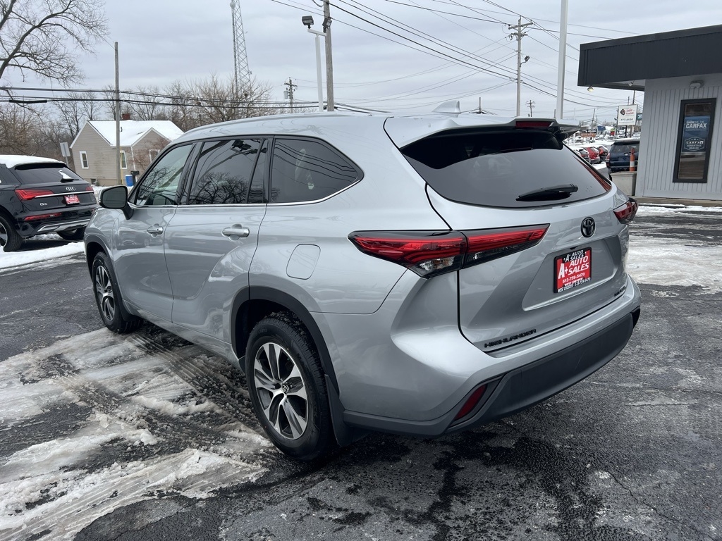 Toyota Highlander XLE Nav AWD V6 2022