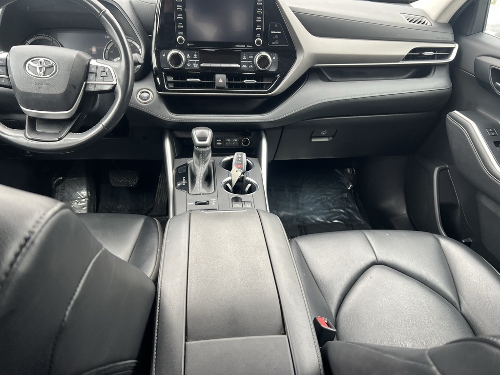Toyota Highlander XLE Nav AWD V6 2022