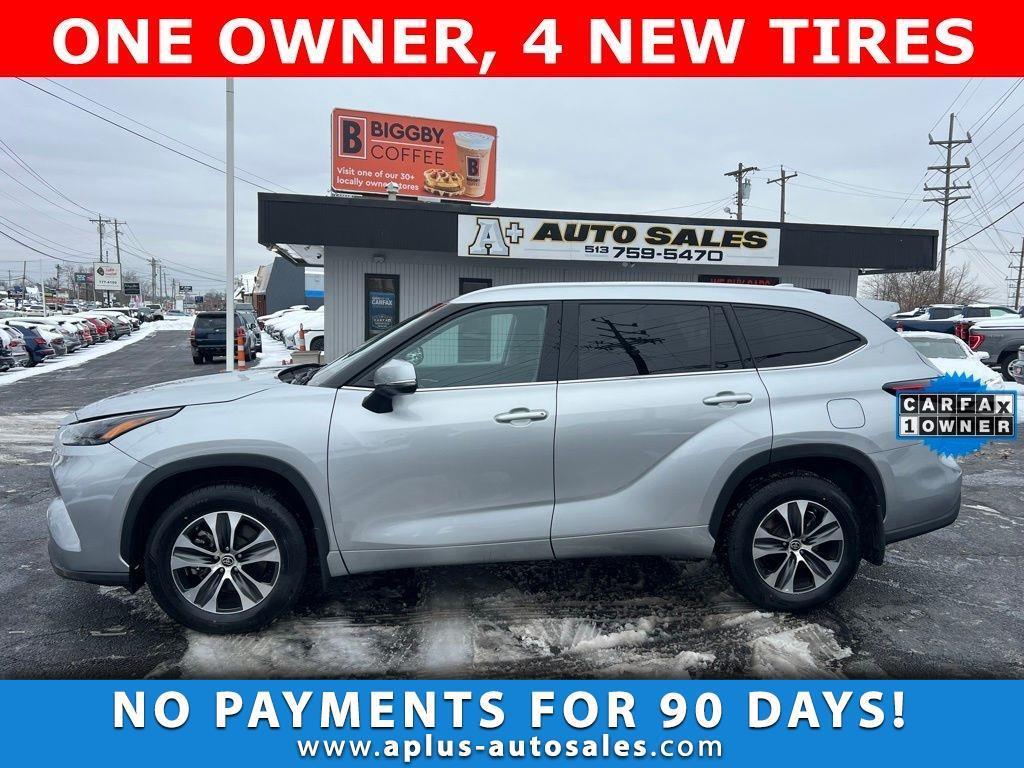 2022 Toyota Highlander XLE AWD