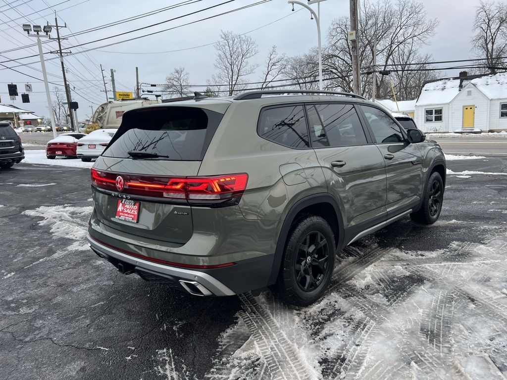 Volkswagen Atlas Peak Edition SEL AWD 2024