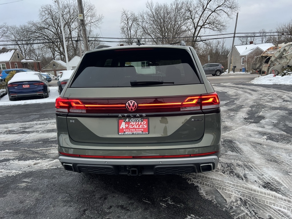 Volkswagen Atlas Peak Edition SEL AWD 2024