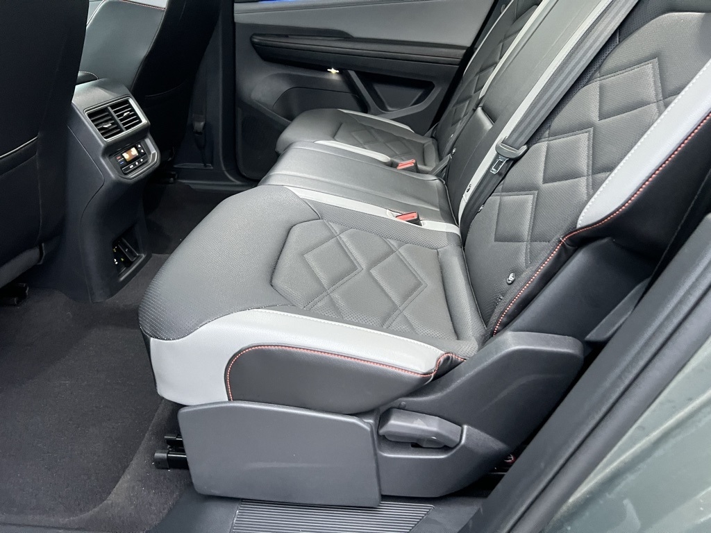 Volkswagen Atlas Peak Edition SEL AWD 2024