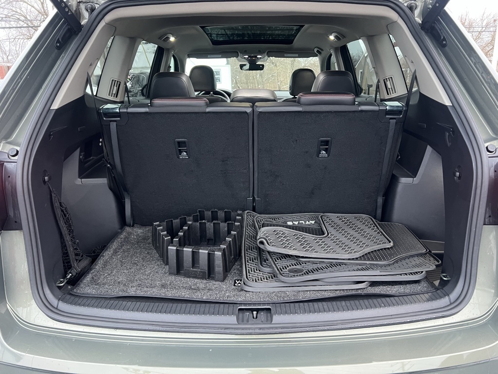 Volkswagen Atlas Peak Edition SEL AWD 2024