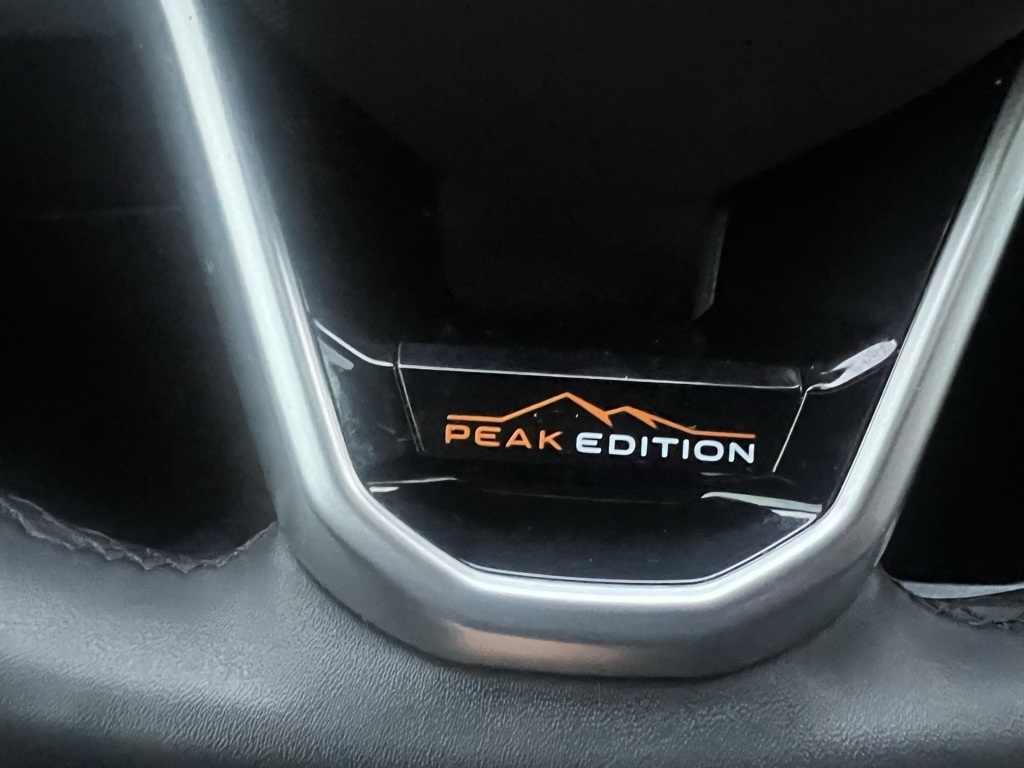 Volkswagen Atlas Peak Edition SEL AWD 2024