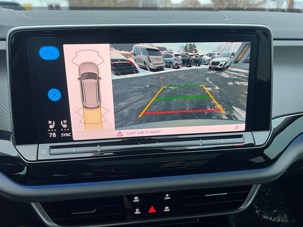 Volkswagen Atlas Peak Edition SEL AWD 2024