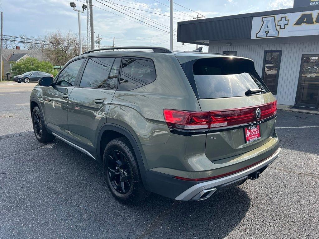 Volkswagen Atlas Peak Edition SEL AWD 2024