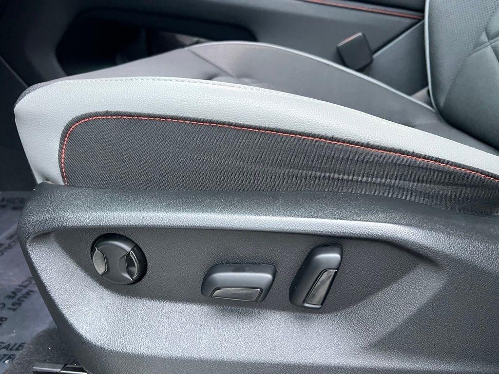 Volkswagen Atlas Peak Edition SEL AWD 2024