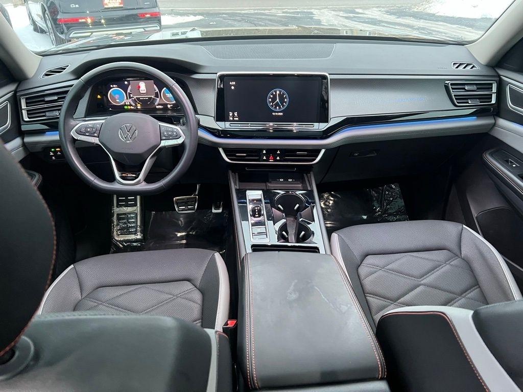 Volkswagen Atlas Peak Edition SEL AWD 2024