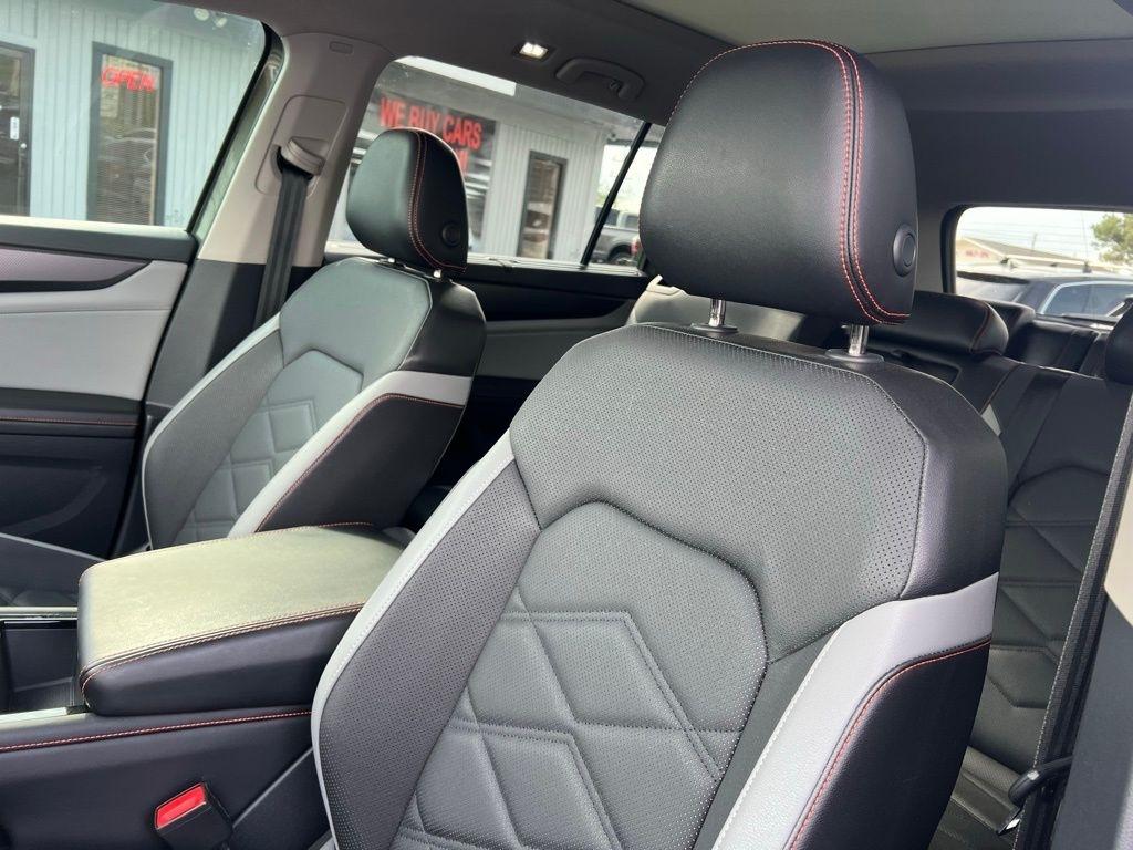 Volkswagen Atlas Peak Edition SEL AWD 2024