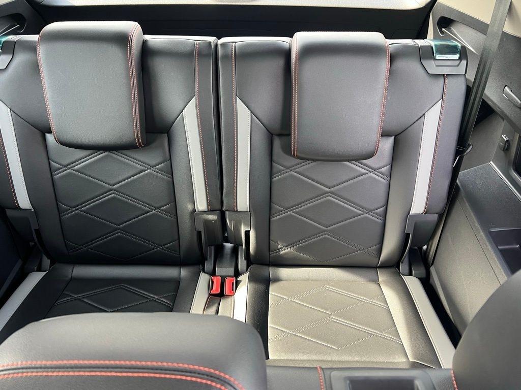 Volkswagen Atlas Peak Edition SEL AWD 2024