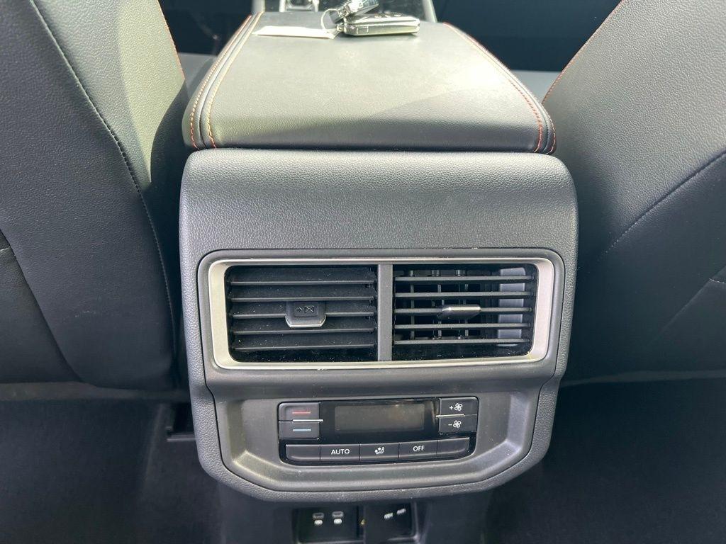 Volkswagen Atlas Peak Edition SEL AWD 2024