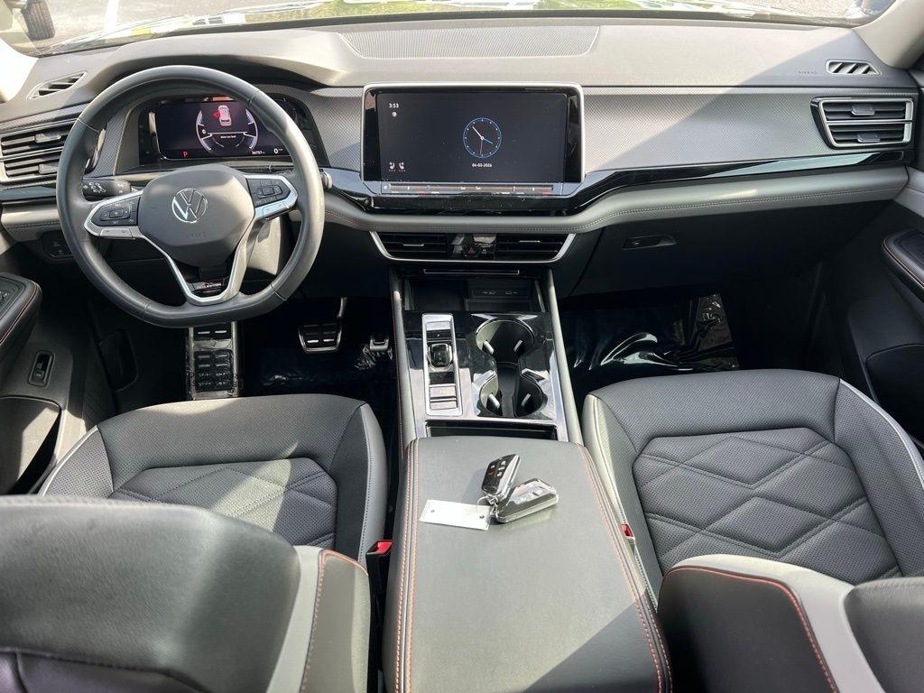 Volkswagen Atlas Peak Edition SEL AWD 2024