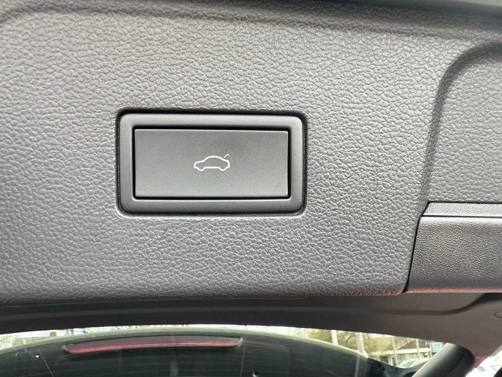 Volkswagen Atlas Peak Edition SEL AWD 2024