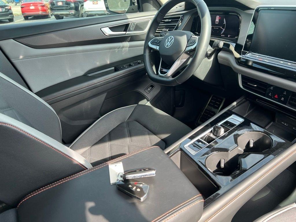 Volkswagen Atlas Peak Edition SEL AWD 2024