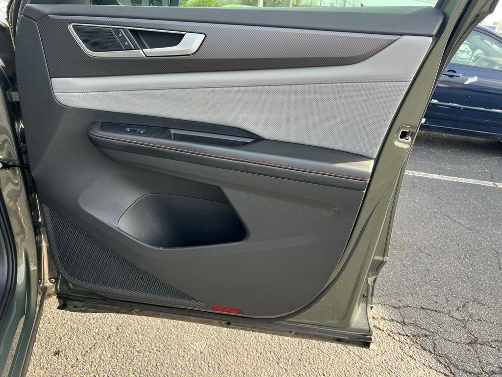 Volkswagen Atlas Peak Edition SEL AWD 2024