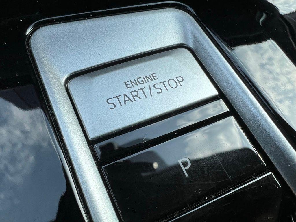 Volkswagen Atlas Peak Edition SEL AWD 2024