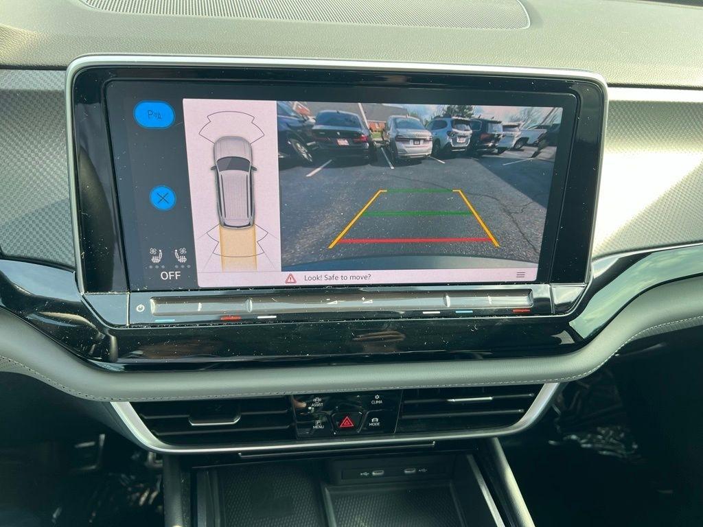 Volkswagen Atlas Peak Edition SEL AWD 2024