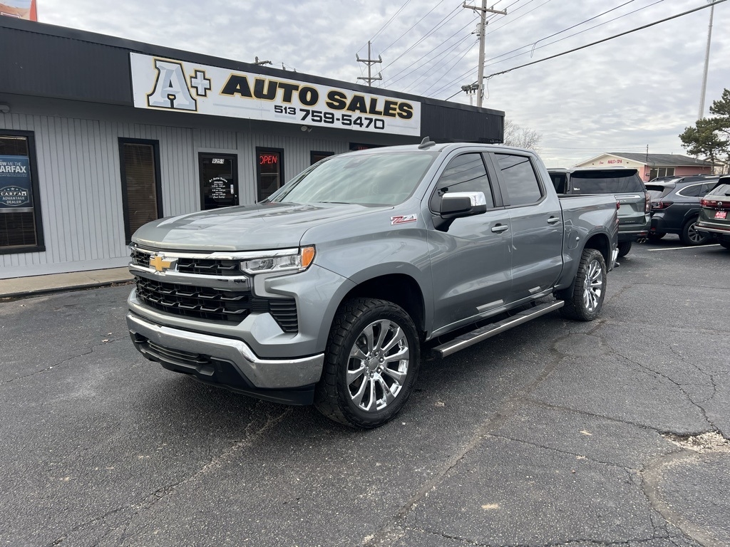 Chevrolet Silverado 1500 LT Crew Cab 4WD 2023