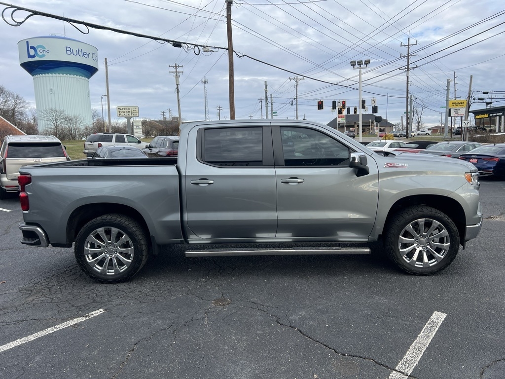 Chevrolet Silverado 1500 LT Crew Cab 4WD 2023
