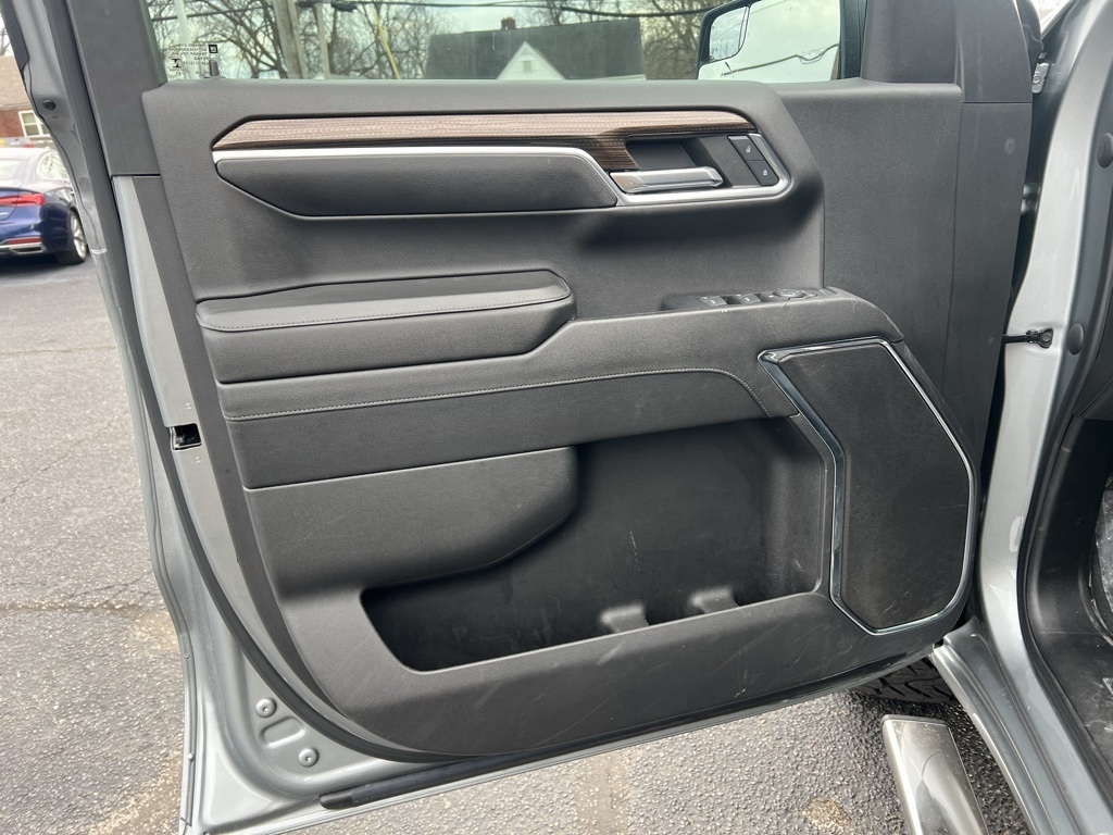 Chevrolet Silverado 1500 LT Crew Cab 4WD 2023