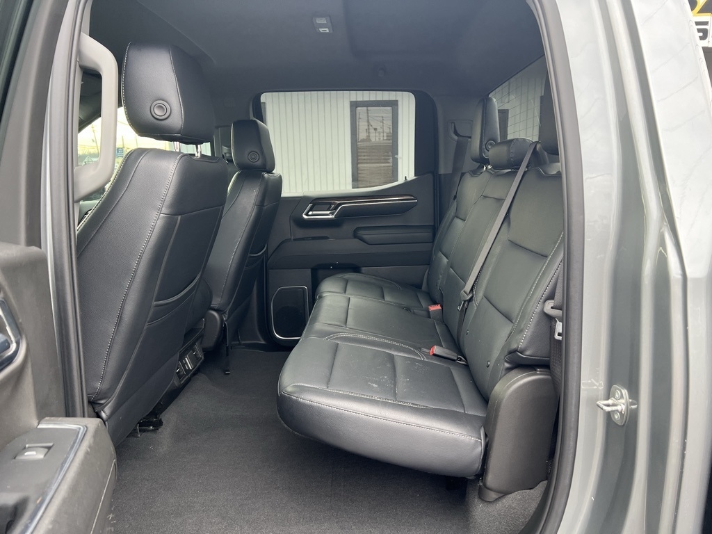 Chevrolet Silverado 1500 LT Crew Cab 4WD 2023