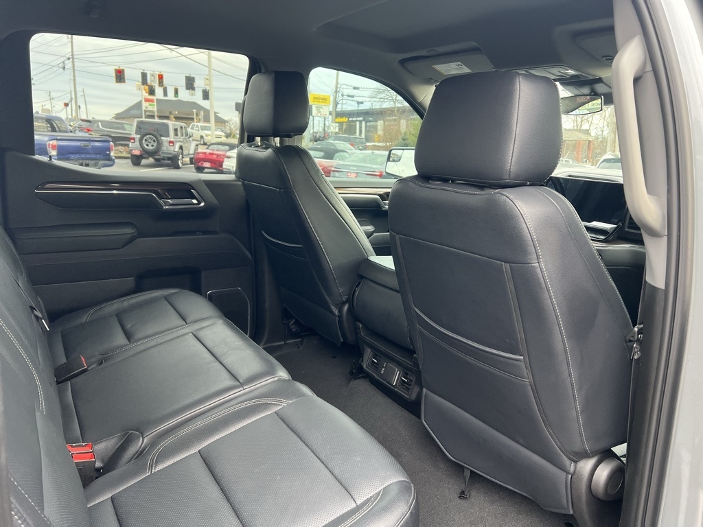 Chevrolet Silverado 1500 LT Crew Cab 4WD 2023