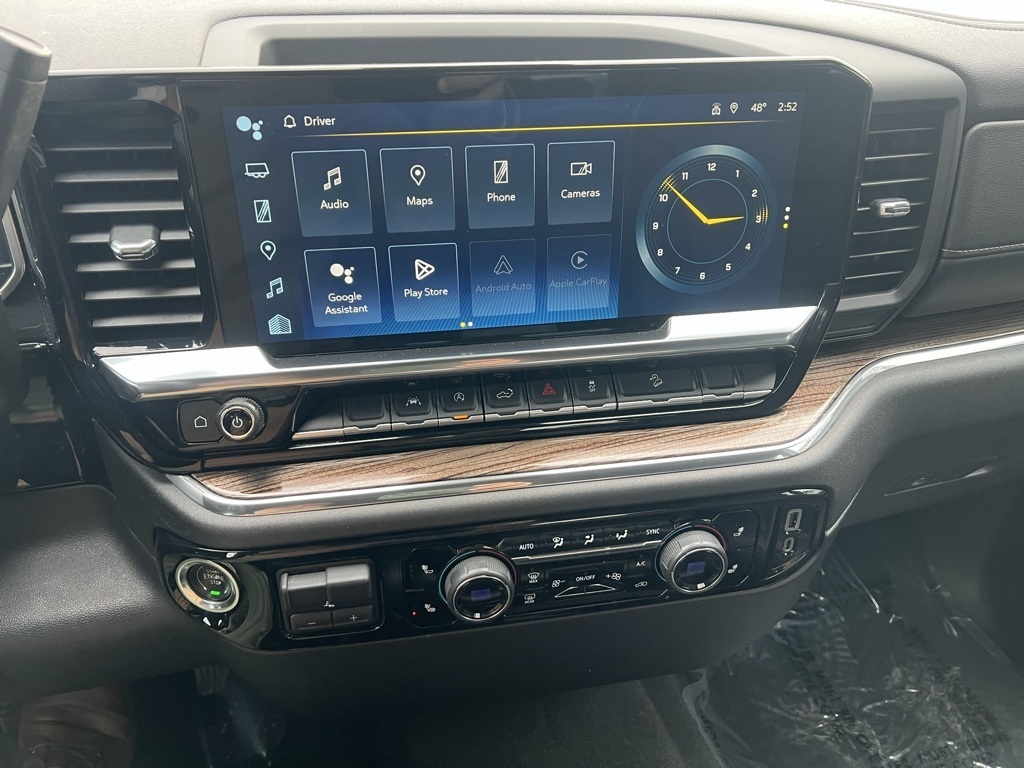 Chevrolet Silverado 1500 LT Crew Cab 4WD 2023