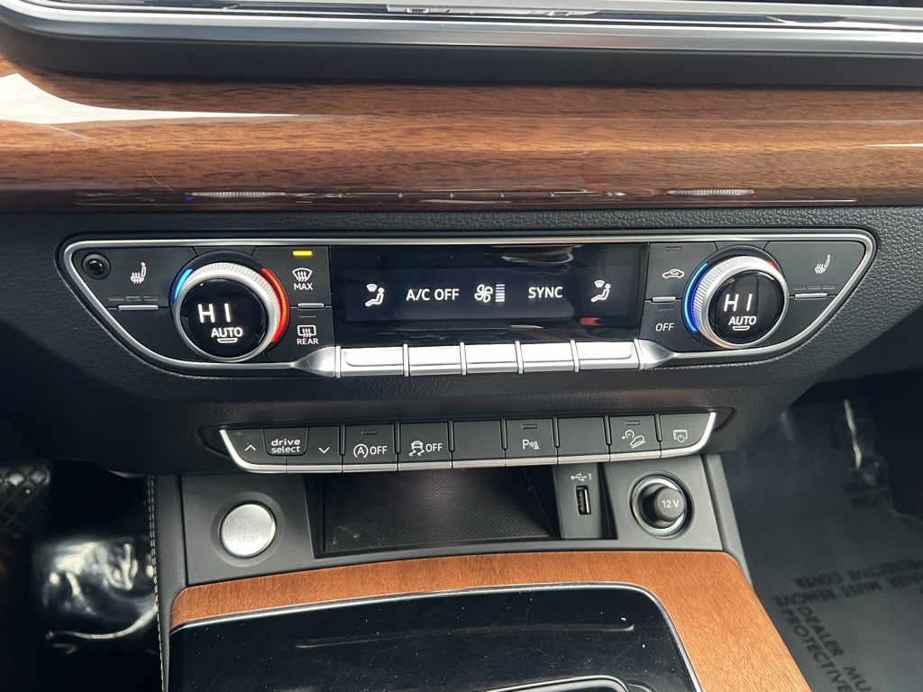 Audi Q5 S line Premium Plus 45 TFSI quattro 2022