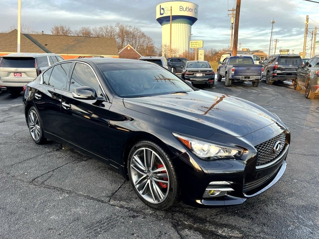 Infiniti Q50 Premium AWD 2015