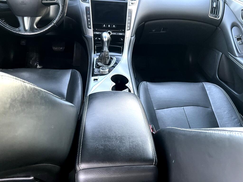 Infiniti Q50 Premium AWD 2015