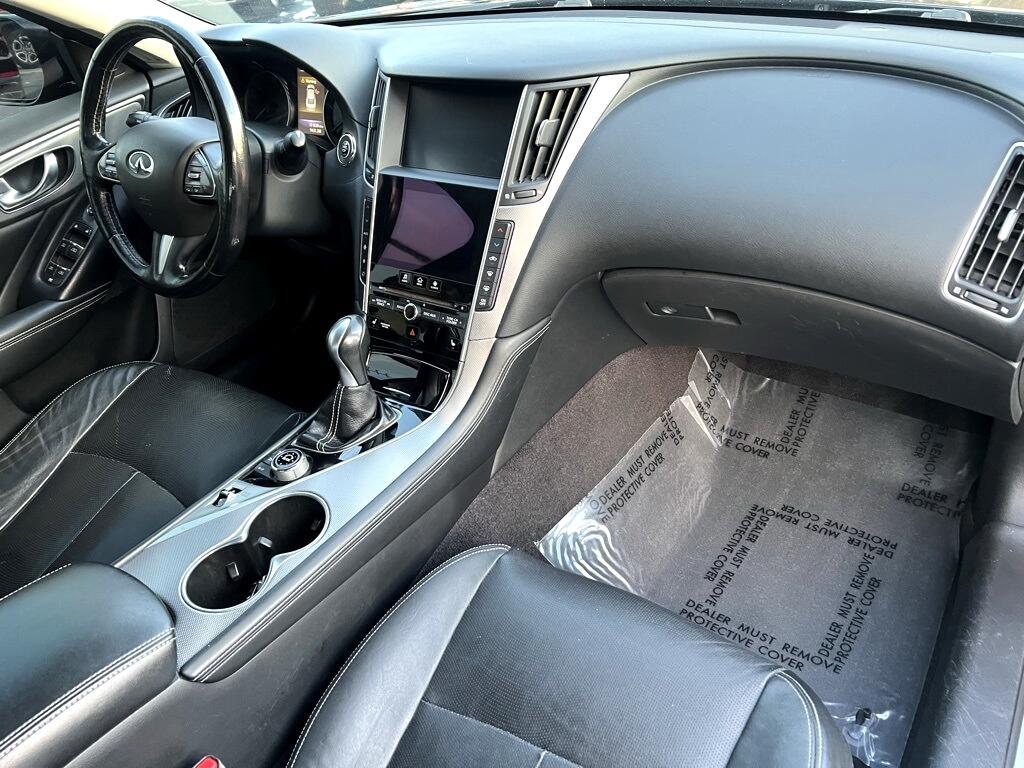 Infiniti Q50 Premium AWD 2015