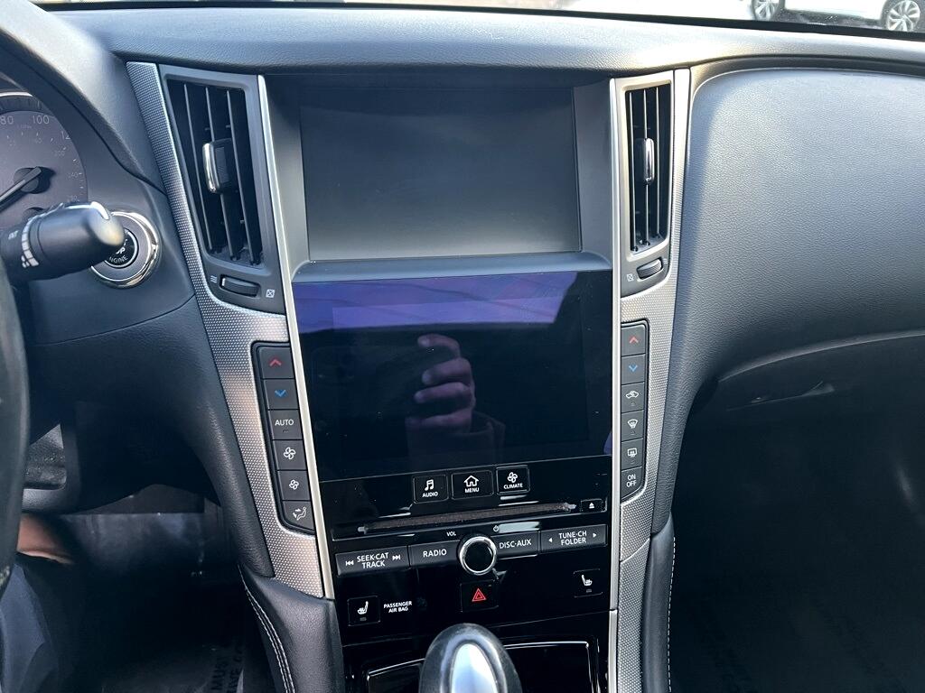 Infiniti Q50 Premium AWD 2015