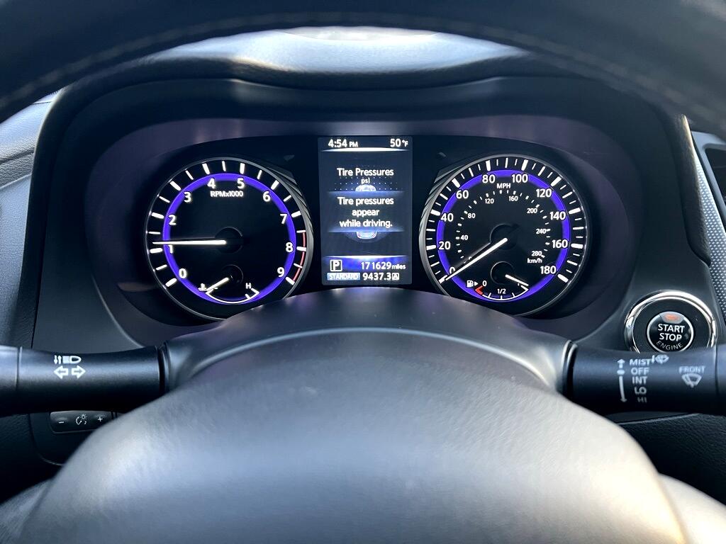 Infiniti Q50 Premium AWD 2015