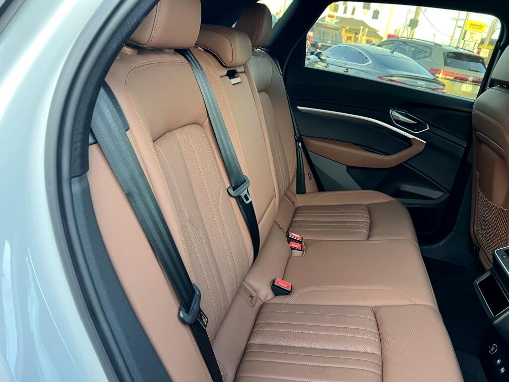 Audi E-Tron Prestige quattro 2019