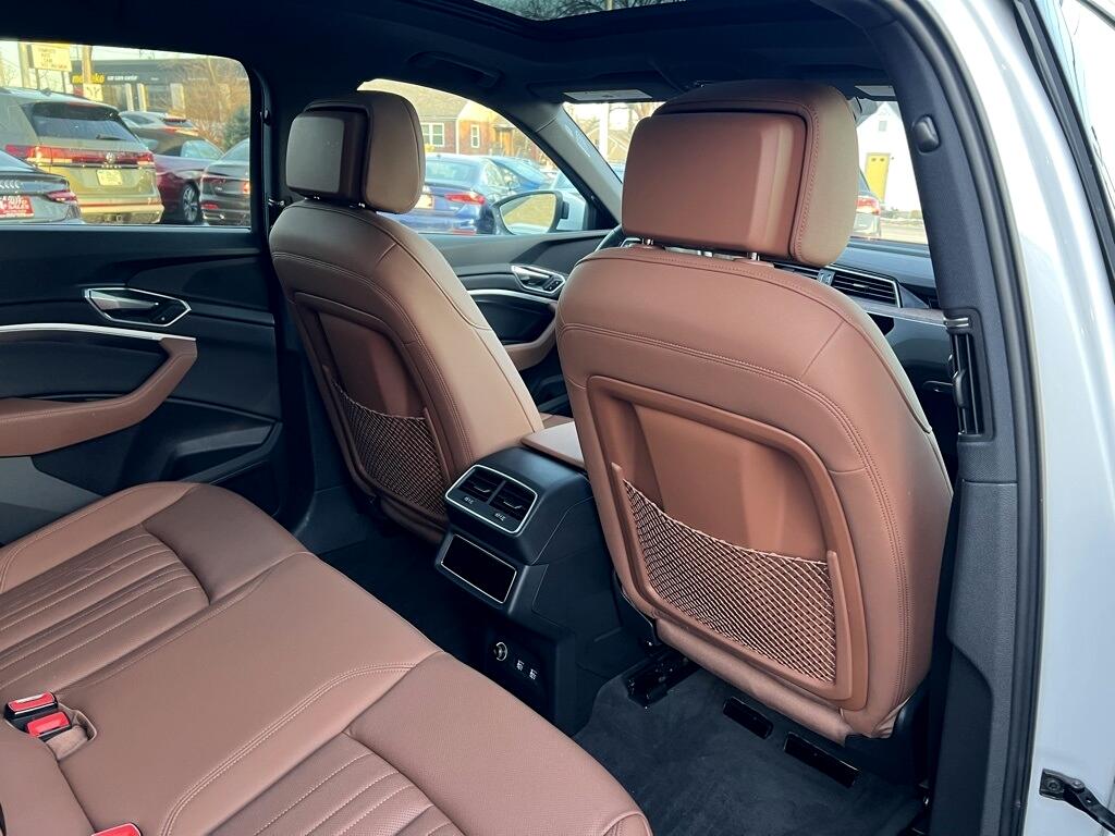 Audi E-Tron Prestige quattro 2019