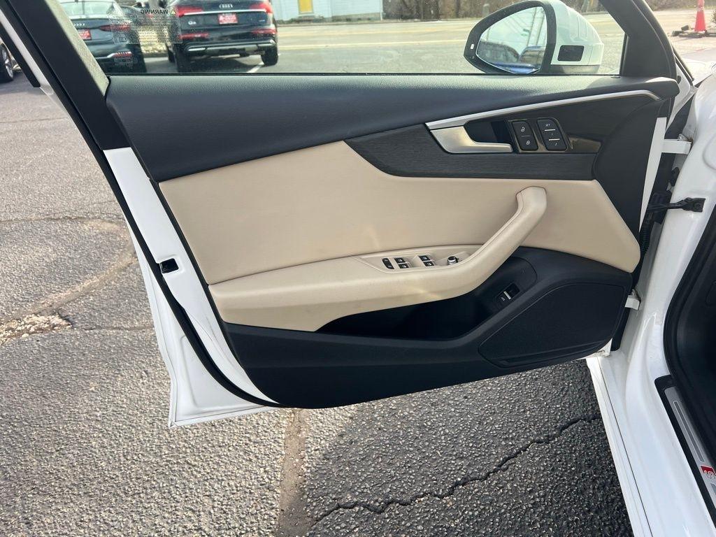 Audi A4 Premium quattro 2023