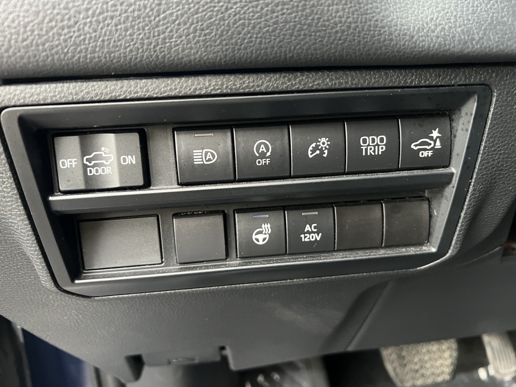 Toyota Tundra Limited CrewMax 4WD 2023