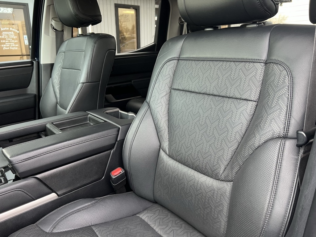 Toyota Tundra Limited CrewMax 4WD 2023