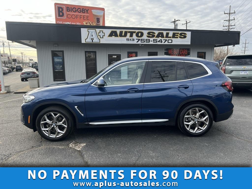 2022 BMW X3 30i's photo