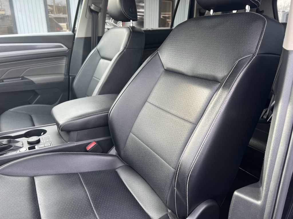 Volkswagen Atlas V6 SE w/Technology R-Line 4MOTION 2021