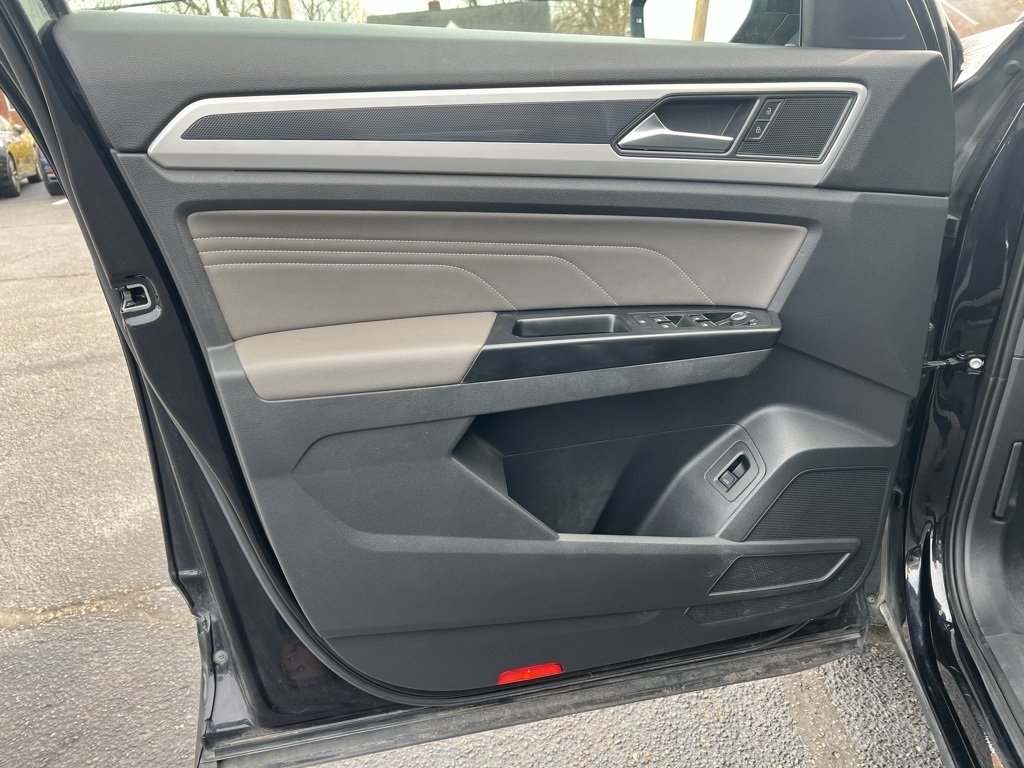 Volkswagen Atlas V6 SE w/Technology R-Line 4MOTION 2021