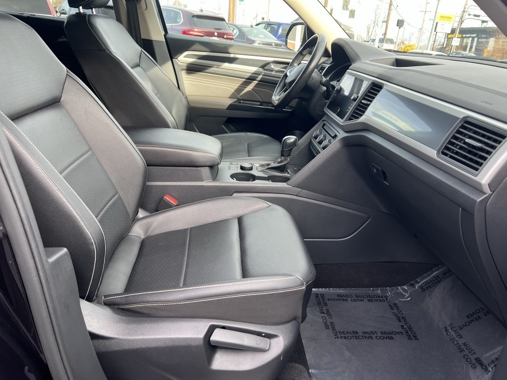 Volkswagen Atlas V6 SE w/Technology R-Line 4MOTION 2021