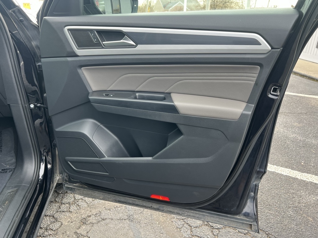 Volkswagen Atlas V6 SE w/Technology R-Line 4MOTION 2021