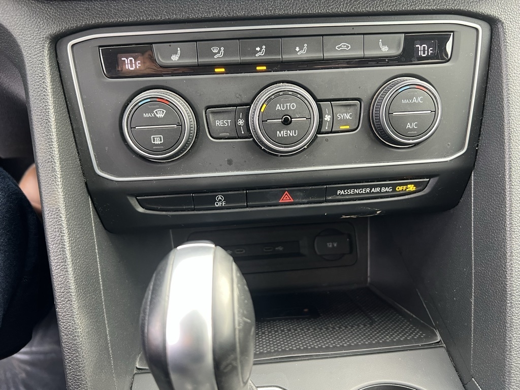 Volkswagen Atlas V6 SE w/Technology R-Line 4MOTION 2021