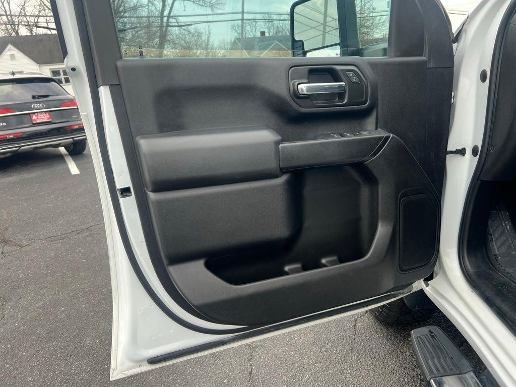 Chevrolet Silverado 2500HD Custom Crew Cab Long Box 4WD 2022