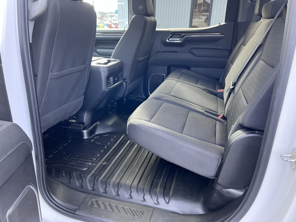 Chevrolet Silverado 1500 LT Crew Cab 4WD 2023