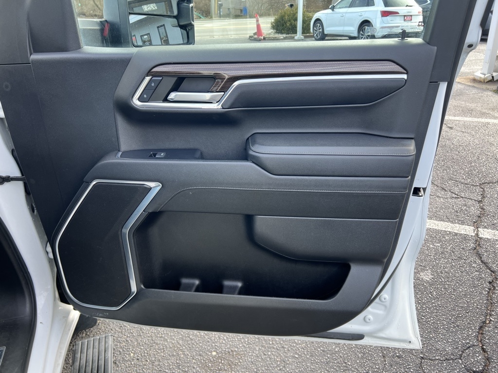 Chevrolet Silverado 1500 LT Crew Cab 4WD 2023