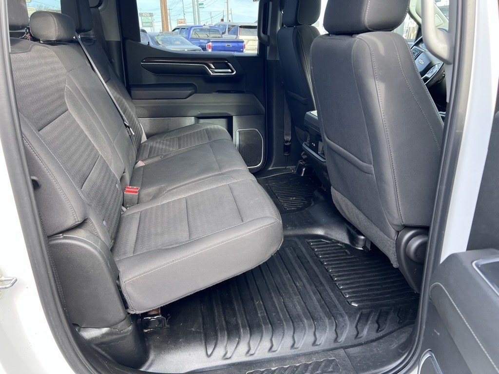 Chevrolet Silverado 1500 LT Crew Cab 4WD 2023